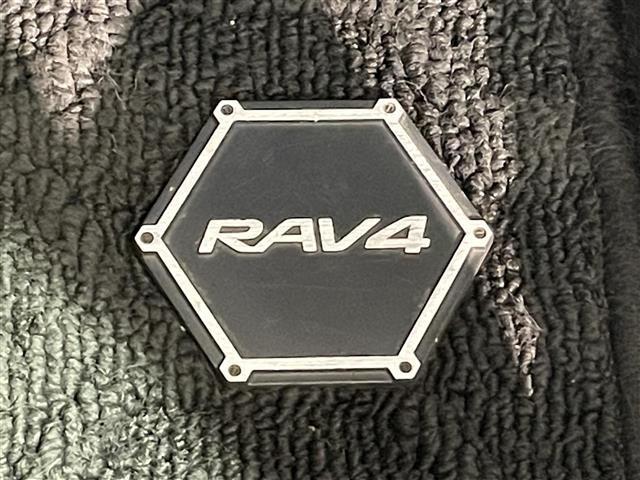 RAV4 G Zパッケージ 純正9インチナビ サンルーフ モデリスタフルエアロ 寒冷地仕様 トヨタセーフティセンス シートヒーター ETC デジタルインナーミラー ブラインドスポットモニター バックカメラ ルーフレール LED(43枚目)