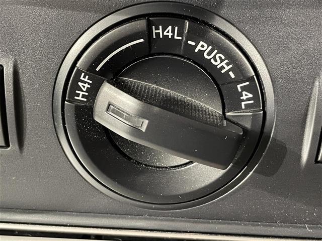 ランドクルーザープラド TX Lパッケージ 純正9インチナビ サンルーフ RAYSAW スーパーライブサウンドシステム BFグッドリッチタイヤ ブラインドスポットモニター ソナー ルーフレール セーフティセンス エアシート ETC2.0 LED(28枚目)