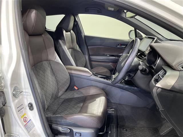 C-HR G 純正9インチナビ トヨタセーフティセンス 衝突軽減ブレーキ レーダークルーズコントロール ブラインドスポットモニター シートヒーター ETC LEDヘッドライト ドライブレコーダー クリアランスソナー(16枚目)