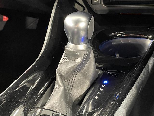 C-HR G 純正9インチナビ トヨタセーフティセンス 衝突軽減ブレーキ レーダークルーズコントロール ブラインドスポットモニター シートヒーター ETC LEDヘッドライト ドライブレコーダー クリアランスソナー(32枚目)