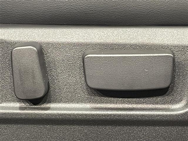 デリカD:5 シャモニー 登録済未使用車 衝突軽減ブレーキ 両側電動スライドドア 全方位カメラ レーダークルーズコントロール 100V電源 シートヒーター LEDヘッドライト ブラインドスポットモニター ステアリングヒーター(8枚目)