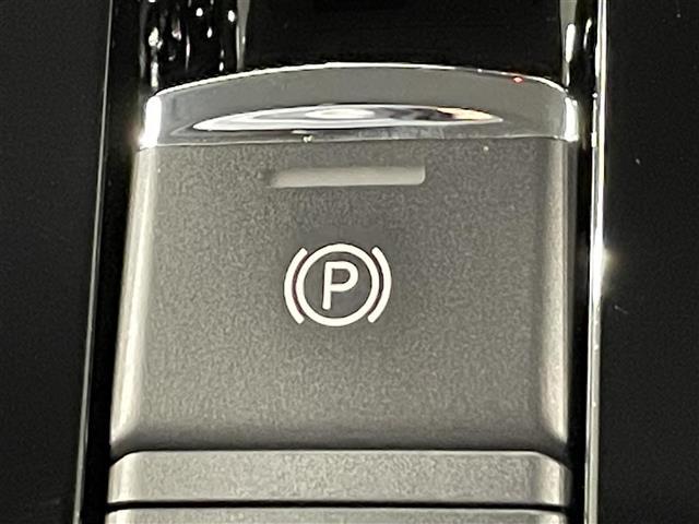 デリカD:5 シャモニー 登録済未使用車 衝突軽減ブレーキ 両側電動スライドドア 全方位カメラ レーダークルーズコントロール 100V電源 シートヒーター LEDヘッドライト ブラインドスポットモニター ステアリングヒーター(11枚目)