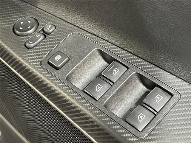 デリカD:5 シャモニー 登録済未使用車 衝突軽減ブレーキ 両側電動スライドドア 全方位カメラ レーダークルーズコントロール 100V電源 シートヒーター LEDヘッドライト ブラインドスポットモニター ステアリングヒーター(35枚目)