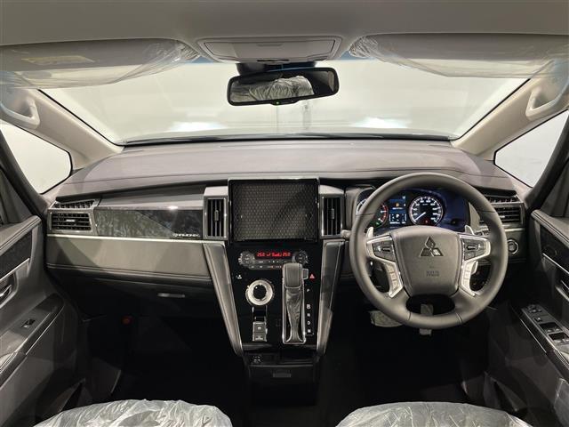 デリカD:5 シャモニー 登録済未使用車 衝突軽減ブレーキ 両側電動スライドドア 全方位カメラ レーダークルーズコントロール 100V電源 シートヒーター LEDヘッドライト ブラインドスポットモニター ステアリングヒーター(42枚目)