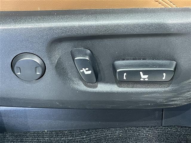 ランドクルーザープラド TX Lパッケージ 70thアニバーサリーリミテッド 純正9インチナビ 衝突軽減ブレーキ アラウンドビューモニター レーダークルーズコントロール シートヒーター ETC2.0 ドライブレコーダー パワーシート Bluetooth レーンキープアシスト(5枚目)