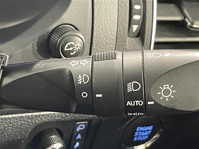 ランドクルーザープラド TX Lパッケージ 70thアニバーサリーリミテッド 純正9インチナビ 衝突軽減ブレーキ アラウンドビューモニター レーダークルーズコントロール シートヒーター ETC2.0 ドライブレコーダー パワーシート Bluetooth レーンキープアシスト(21枚目)