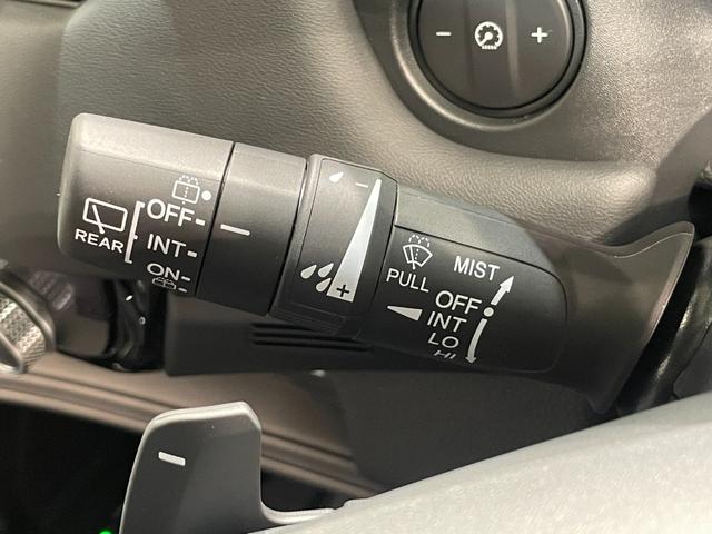 e:HEV X 登録済未使用車 ホンダセンシング ホンダコネクト ギャザーズナビ フルセグTV Bluetooth バックモニター 衝突軽減ブレーキ クリアランスソナー 置くだけ充電 DAC ビルトインETC2.0(40枚目)