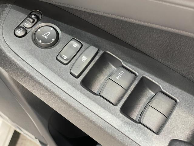 e:HEV X 登録済未使用車 ホンダセンシング ホンダコネクト ギャザーズナビ フルセグTV Bluetooth バックモニター 衝突軽減ブレーキ クリアランスソナー 置くだけ充電 DAC ビルトインETC2.0(48枚目)