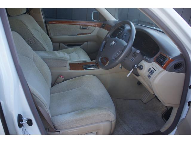 セルシオ Ｃ仕様　純正ナビ　サンルーフ　Ｂカメラ　ＥＴＣ　クルーズコントロール　禁煙　ＭＴモード付き　走行３８７１０ｋｍ（16枚目）