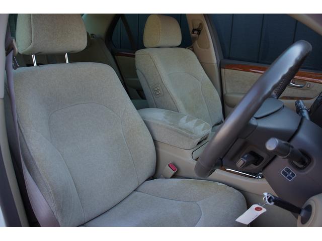 セルシオ Ｃ仕様　純正ナビ　サンルーフ　Ｂカメラ　ＥＴＣ　クルーズコントロール　禁煙　ＭＴモード付き　走行３８７１０ｋｍ（17枚目）