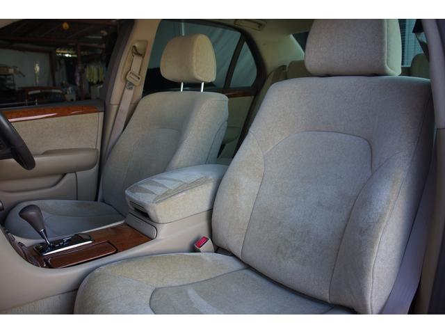 セルシオ Ｃ仕様　純正ナビ　サンルーフ　Ｂカメラ　ＥＴＣ　クルーズコントロール　禁煙　ＭＴモード付き　走行３８７１０ｋｍ（24枚目）