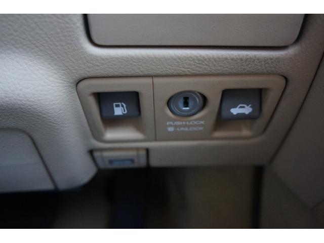 セルシオ Ｃ仕様　純正ナビ　サンルーフ　Ｂカメラ　ＥＴＣ　クルーズコントロール　禁煙　ＭＴモード付き　走行３８７１０ｋｍ（42枚目）