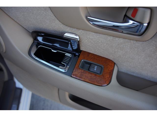 セルシオ Ｃ仕様　純正ナビ　サンルーフ　Ｂカメラ　ＥＴＣ　クルーズコントロール　禁煙　ＭＴモード付き　走行３８７１０ｋｍ（43枚目）