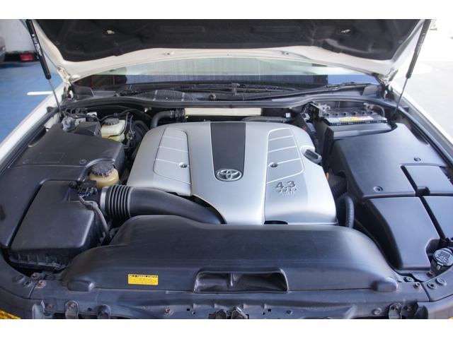 セルシオ Ｃ仕様　純正ナビ　サンルーフ　Ｂカメラ　ＥＴＣ　クルーズコントロール　禁煙　ＭＴモード付き　走行３８７１０ｋｍ（47枚目）