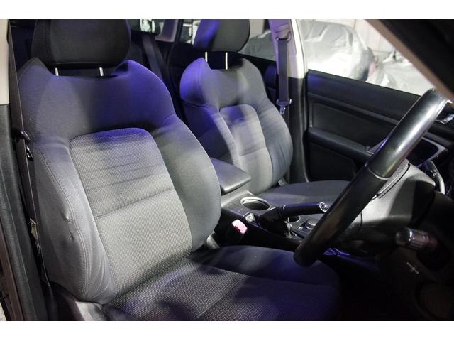 レガシィツーリングワゴン ２．０ＧＴスペックＢ　６速ＭＴターボ　ナビ　ＴＶ　ＥＴＣ　前後式ドラレコ　バックセンサー（18枚目）