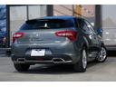 ＤＳ５ シック　クラブレーザー　ナビ　ＴＶ　ＥＴＣ　Ｂカメラ　ＨＩＤ　ガラスルーフ　ヘッドアップディスプレィ　禁煙　シートヒーター　エアーマッサーシート（5枚目）