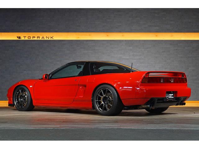 ご来店が難しいお客様にはＬＩＶＥ商談でお車のご案内が可能です。詳細は店舗スタッフまでお問い合わせください。