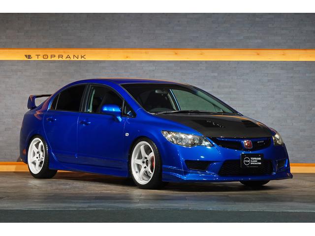 シビック タイプR 無限カーボンエアロボンネット 無限フロントアンダースポイラー 無限フロントスポーツグリル BLITZ車高調 ADVAN GT 18インチアルミ(4枚目)