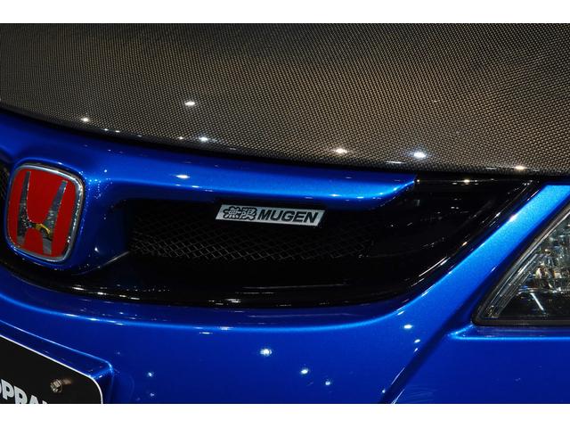 シビック タイプR 無限カーボンエアロボンネット 無限フロントアンダースポイラー 無限フロントスポーツグリル BLITZ車高調 ADVAN GT 18インチアルミ(41枚目)