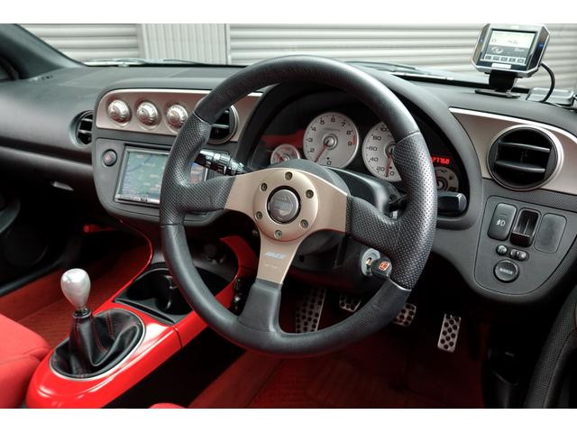 インテグラ タイプＲ　モモステアリング（社外品）・純正赤レカロセミバケットシート・純正エアロ・チャンピオンシップホワイト（24枚目）