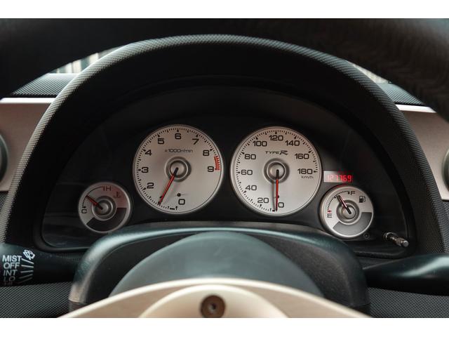 インテグラ タイプＲ　モモステアリング（社外品）・純正赤レカロセミバケットシート・純正エアロ・チャンピオンシップホワイト（25枚目）