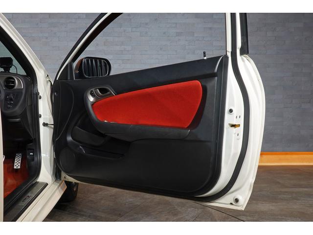 インテグラ タイプＲ　モモステアリング（社外品）・純正赤レカロセミバケットシート・純正エアロ・チャンピオンシップホワイト（34枚目）