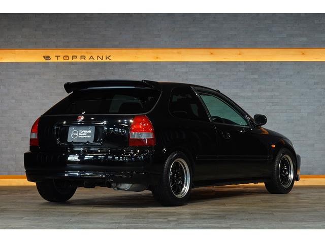 シビック タイプＲ　Ｘ　外装色：スターライトブラックパール！エンケイ１５インチアルミホイール！社外車高調！整備記録複数！Ｂ１６ＢＶｔｅｃエンジン！（3枚目）