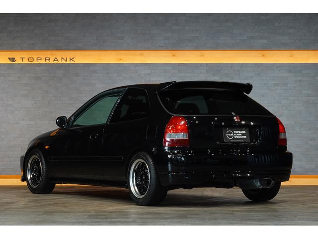 シビック タイプＲ　Ｘ　外装色：スターライトブラックパール！エンケイ１５インチアルミホイール！社外車高調！整備記録複数！Ｂ１６ＢＶｔｅｃエンジン！（5枚目）