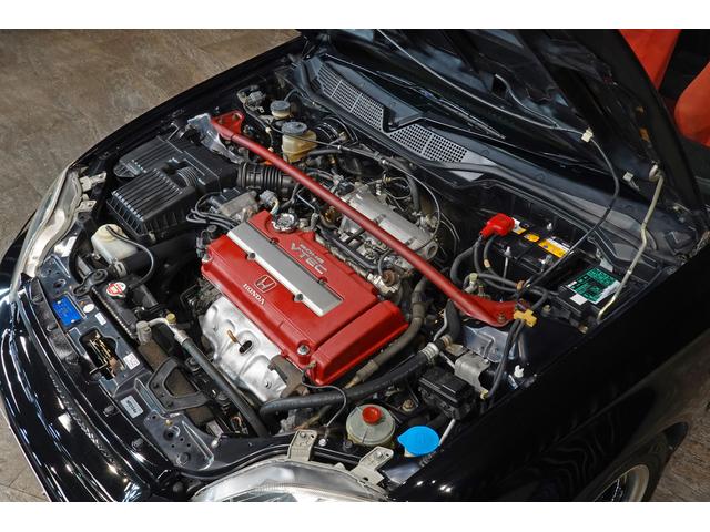 シビック タイプＲ　Ｘ　外装色：スターライトブラックパール！エンケイ１５インチアルミホイール！社外車高調！整備記録複数！Ｂ１６ＢＶｔｅｃエンジン！（35枚目）