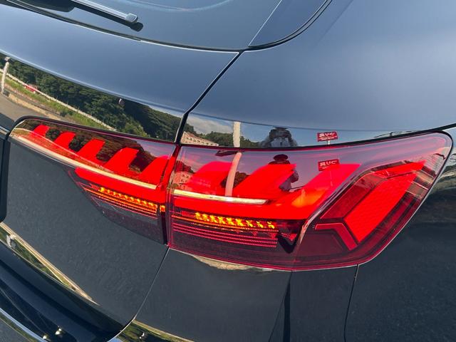 Ａ４ ３５ＴＦＳＩ　Ｓライン　１オナ　ＡＣＣ　ＳラインプラスＰＫＧ　コンフォートＰＫＧ　バーチャルＣ　マトリクスＬＥＤ　ワイヤレス充電　純ナビ　ｃａｒｐｌａｙ　地デジ　全方位　ＢＴ　Ｐバックドア　純前後ドラレコ　純１９ＡＷ　ＥＴＣ（63枚目）