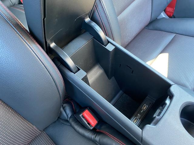 ＧＬＡクラス ＧＬＡ４５　４マチック　パノラマＳＲ　ＲＳＰ　ＡＣＣ　ＬＫＡ　ＢＳＭ　純正ナビ　Ａｐｐｌｅｃａｒｐｌａｙ　地デジ　Ｂｌｕｅｔｏｏｔｈ　Ｂカメラ　黒革　シートＨ　Ｐバックドア　ＬＥＤ　Ａライト　ステアＳ　純１９ＡＷ　ＥＴＣ（49枚目）