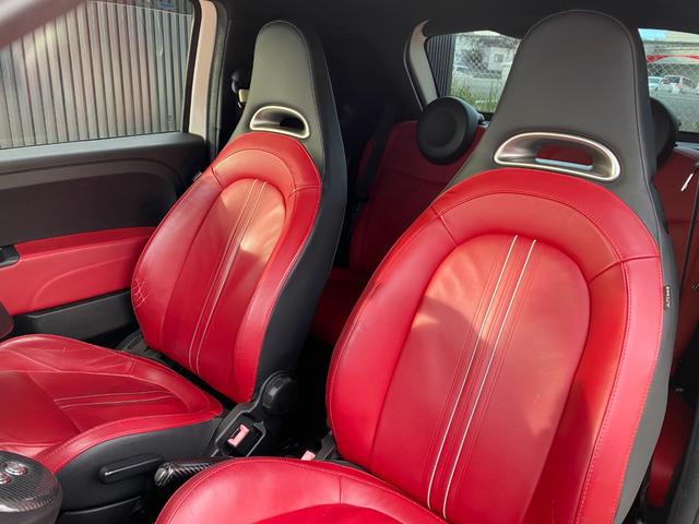 アバルト595 ツーリズモ ナビ 地デジ Bカメラ 社外テール(純正有)カーボンインテリア リアソナー ETC 赤革シート HIDヘッドライト キーレス(13枚目)