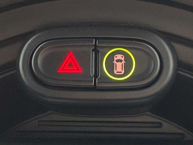 ＭＩＮＩ クラブマン　バッキンガム　クルーズコントロール　インテリジェントＳ　純正ナビ　Ｂｌｕｅｔｏｏｔｈ　Ｂカメラ　ステアリングスイッチ　ＬＥＤライト　Ａライト　Ｆ／Ｒフォグランプ　Ａワイパー　ドラレコ　純正１６インチＡＷ　ＥＴＣ（6枚目）