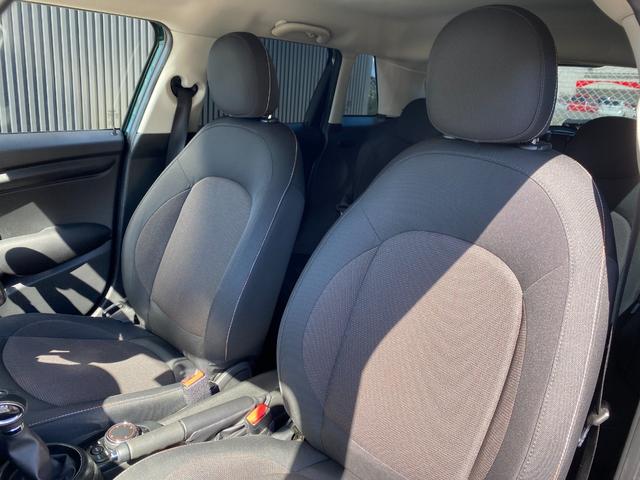 MINI クーパーD エキサイトメントPKG 純正ナビ Bluetooth アンビエントライト オートライト フロントフォグランプ リアフォグランプ オートワイパー 前後ドライブレコーダー 純正15インチAW ETC(12枚目)