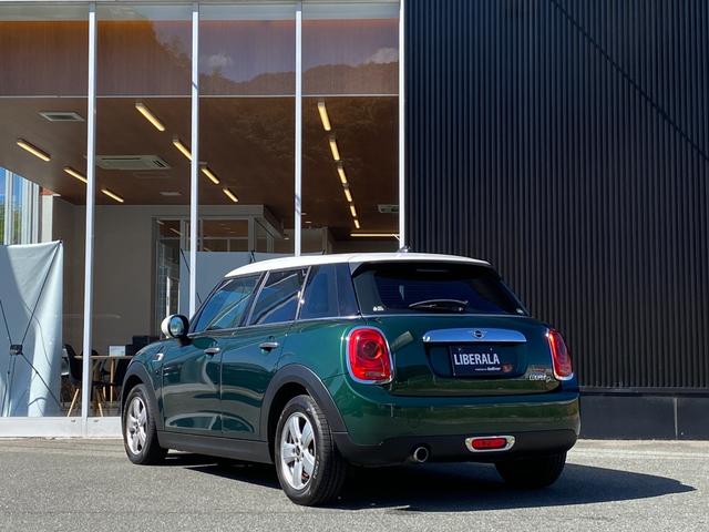 MINI クーパーD エキサイトメントPKG 純正ナビ Bluetooth アンビエントライト オートライト フロントフォグランプ リアフォグランプ オートワイパー 前後ドライブレコーダー 純正15インチAW ETC(18枚目)