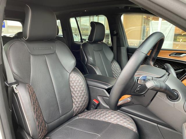 ジープ・グランドチェロキー4xe サミットリザーブ 4xe 当店下取車 パノラマサンルーフ 禁煙車 ACC 黒革 ベンチレーション マッキントッシュ U-CONNECTナビ Bluetooth ドライブレコーダー BSM LKA ハンドルH 全席シートH(11枚目)