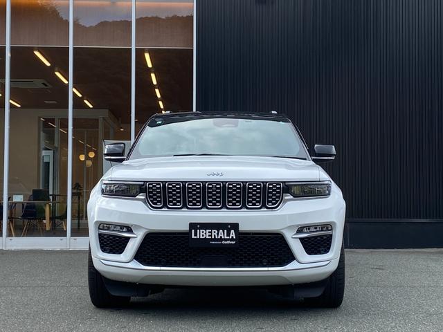 ジープ・グランドチェロキー4xe サミットリザーブ 4xe 当店下取車 パノラマサンルーフ 禁煙車 ACC 黒革 ベンチレーション マッキントッシュ U-CONNECTナビ Bluetooth ドライブレコーダー BSM LKA ハンドルH 全席シートH(19枚目)