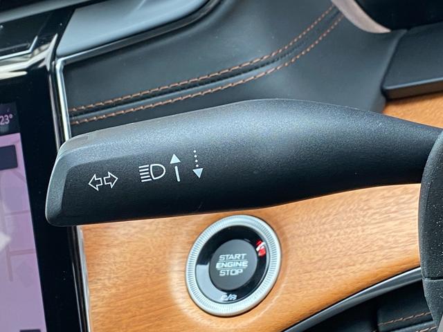 ジープ・グランドチェロキー4xe サミットリザーブ 4xe 当店下取車 パノラマサンルーフ 禁煙車 ACC 黒革 ベンチレーション マッキントッシュ U-CONNECTナビ Bluetooth ドライブレコーダー BSM LKA ハンドルH 全席シートH(27枚目)