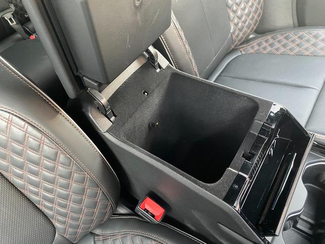 ジープ・グランドチェロキー4xe サミットリザーブ 4xe 当店下取車 パノラマサンルーフ 禁煙車 ACC 黒革 ベンチレーション マッキントッシュ U-CONNECTナビ Bluetooth ドライブレコーダー BSM LKA ハンドルH 全席シートH(50枚目)