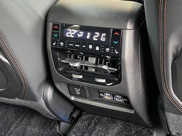 ジープ・グランドチェロキー4xe サミットリザーブ 4xe 当店下取車 パノラマサンルーフ 禁煙車 ACC 黒革 ベンチレーション マッキントッシュ U-CONNECTナビ Bluetooth ドライブレコーダー BSM LKA ハンドルH 全席シートH(51枚目)