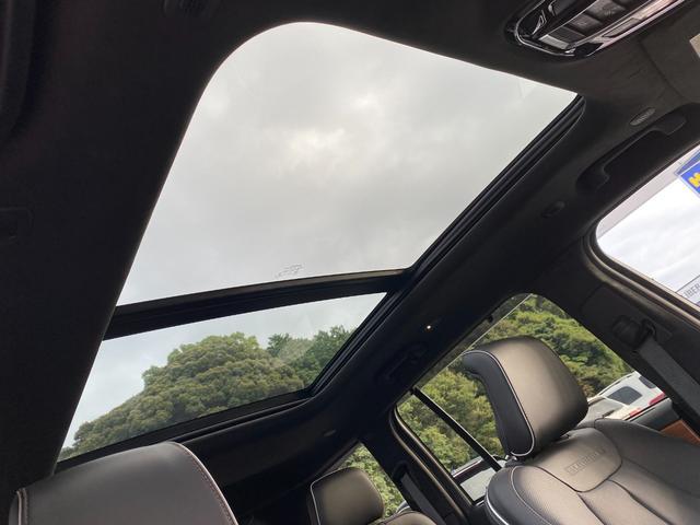 ジープ・グランドチェロキー4xe サミットリザーブ 4xe 当店下取車 パノラマサンルーフ 禁煙車 ACC 黒革 ベンチレーション マッキントッシュ U-CONNECTナビ Bluetooth ドライブレコーダー BSM LKA ハンドルH 全席シートH(57枚目)
