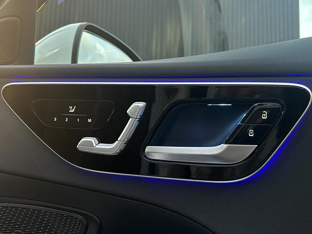 Ｃクラス Ｃ１８０アバンギャルド　ＡＭＧライン　ＲＳＰ　ＡＣＣ　半革　シートＨ　ＨＵＤ　純正ナビ　Ａｐｐｌｅｃａｒｐｌａｙ　全方位カメラ　地デジ　Ｂｌｕｅｔｏｏｔｈ　アンビエントライト　ＬＥＤ　Ｐバックドア　前後ドラレコ　純正１７インチＡＷ　ＥＴＣ（60枚目）