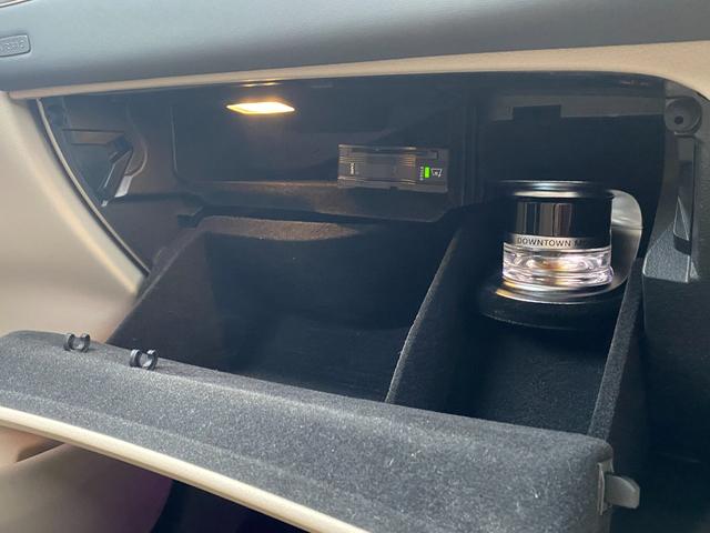 EQC EQC400 4マチック ワンオーナ レザーエクスクルーシブ ブルメスター パノラミックスライディングルーフ 360度カメラ エアシート シートヒーター 電動リアゲート ヘッドアップディスプレイ アクティブパーキングアシスト(6枚目)