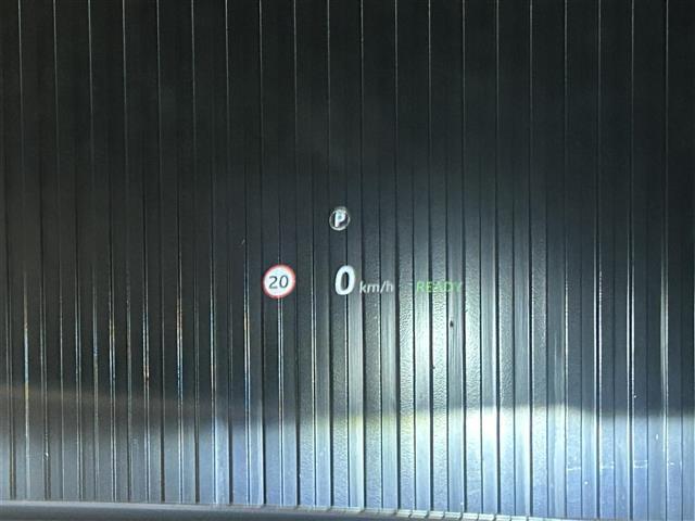 Iペイス SE ドライブパック ACC BSM LKA ガラスルーフ 黒革 シートH 純正ナビ Applecarplay/androidauto Bluetooth バックカメラ 全方位 エアサス LED ETC(6枚目)