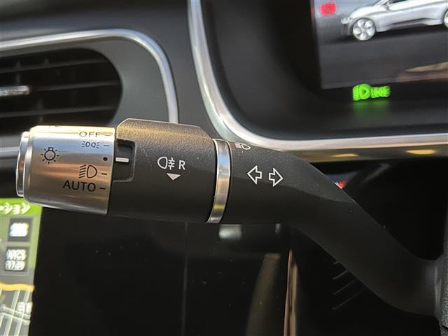 Iペイス SE ドライブパック ACC BSM LKA ガラスルーフ 黒革 シートH 純正ナビ Applecarplay/androidauto Bluetooth バックカメラ 全方位 エアサス LED ETC(7枚目)