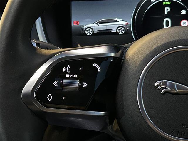 Iペイス SE ドライブパック ACC BSM LKA ガラスルーフ 黒革 シートH 純正ナビ Applecarplay/androidauto Bluetooth バックカメラ 全方位 エアサス LED ETC(8枚目)