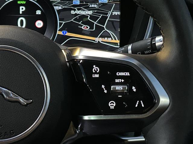 Iペイス SE ドライブパック ACC BSM LKA ガラスルーフ 黒革 シートH 純正ナビ Applecarplay/androidauto Bluetooth バックカメラ 全方位 エアサス LED ETC(9枚目)