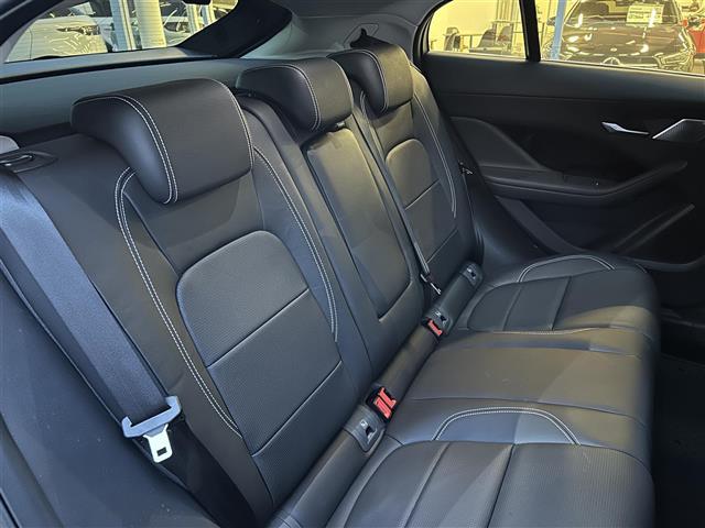 Iペイス SE ドライブパック ACC BSM LKA ガラスルーフ 黒革 シートH 純正ナビ Applecarplay/androidauto Bluetooth バックカメラ 全方位 エアサス LED ETC(24枚目)