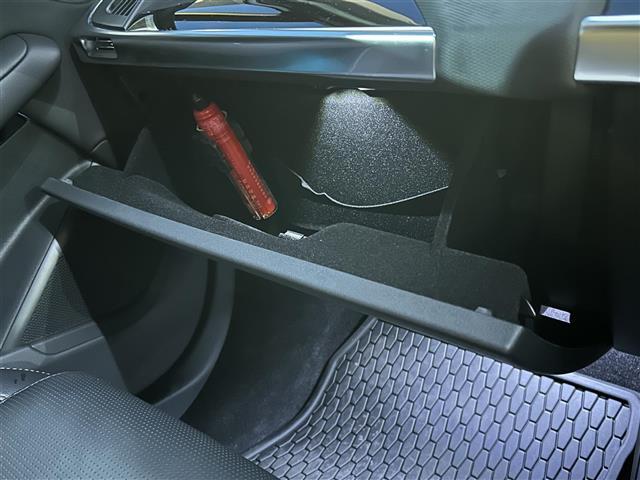 Iペイス SE ドライブパック ACC BSM LKA ガラスルーフ 黒革 シートH 純正ナビ Applecarplay/androidauto Bluetooth バックカメラ 全方位 エアサス LED ETC(29枚目)