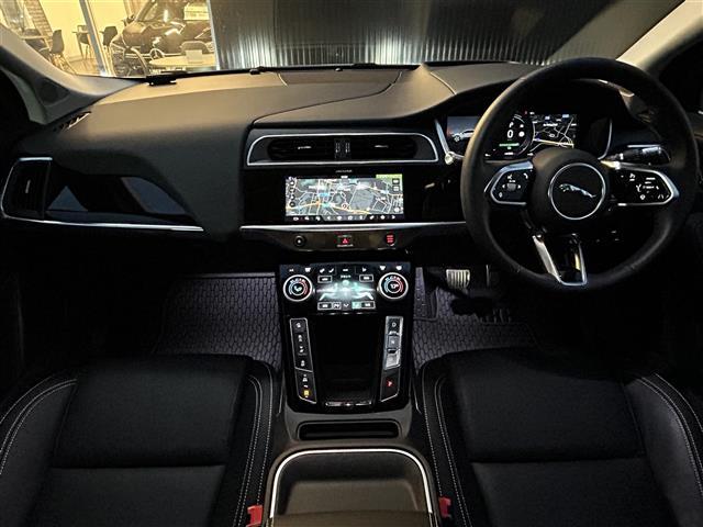 Iペイス SE ドライブパック ACC BSM LKA ガラスルーフ 黒革 シートH 純正ナビ Applecarplay/androidauto Bluetooth バックカメラ 全方位 エアサス LED ETC(42枚目)